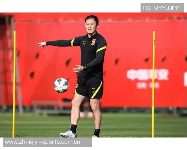 马明宇同期的足球明星有哪些值得关注的传奇人物与他们的成就分析